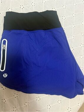 lululemon athletica Women's Royal Blue shorts with Black Waistband